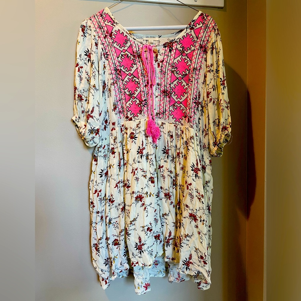 Velzera Embroidered Dress Size S